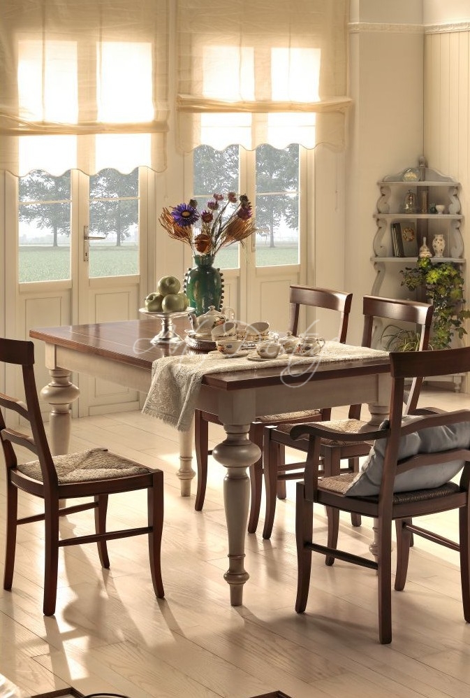Art.679/T Country table with onion legs