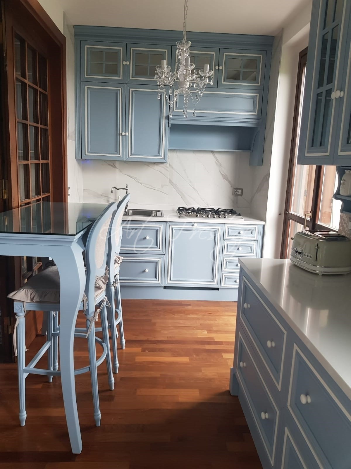 Princess country chic kitchen, practical and functional - Image 3